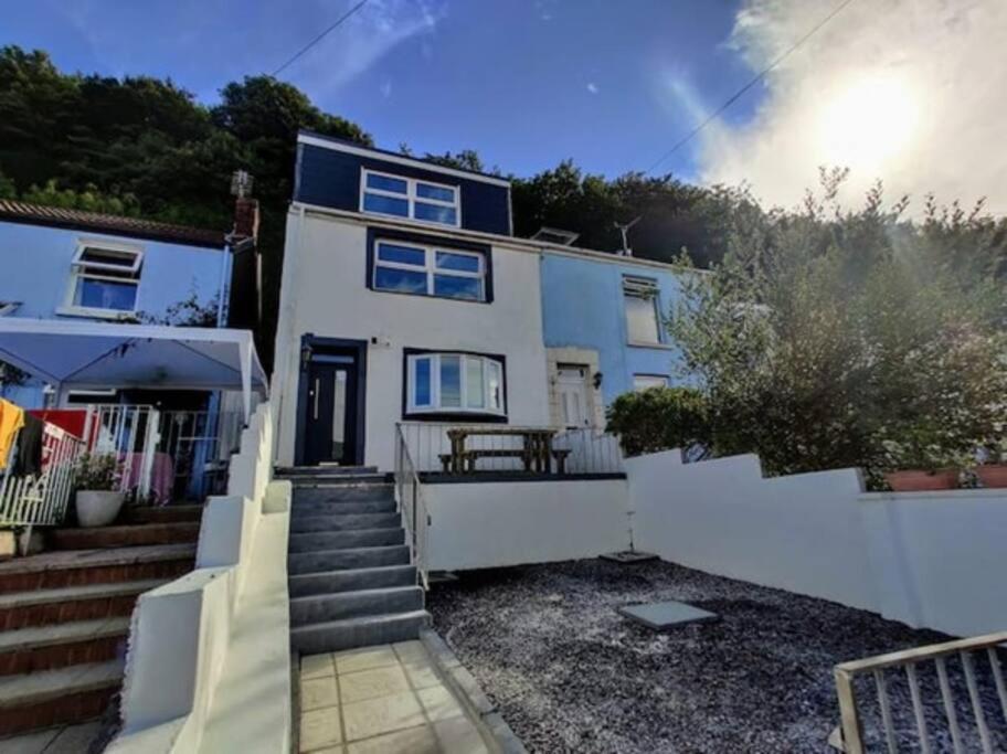 The Clifton - Mumbles - Seaview - By Tifa Stays 외부 사진